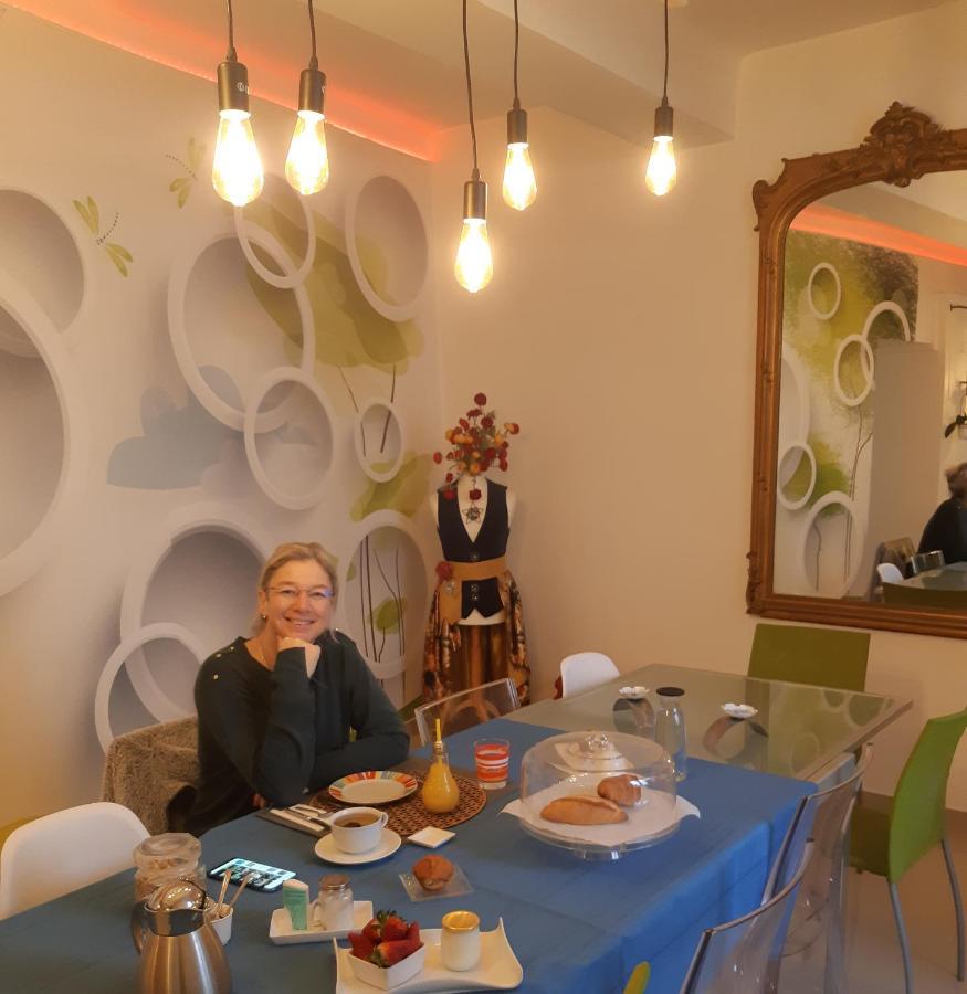 Suite Privee Bed And Breakfast Nimes Bagian luar foto
