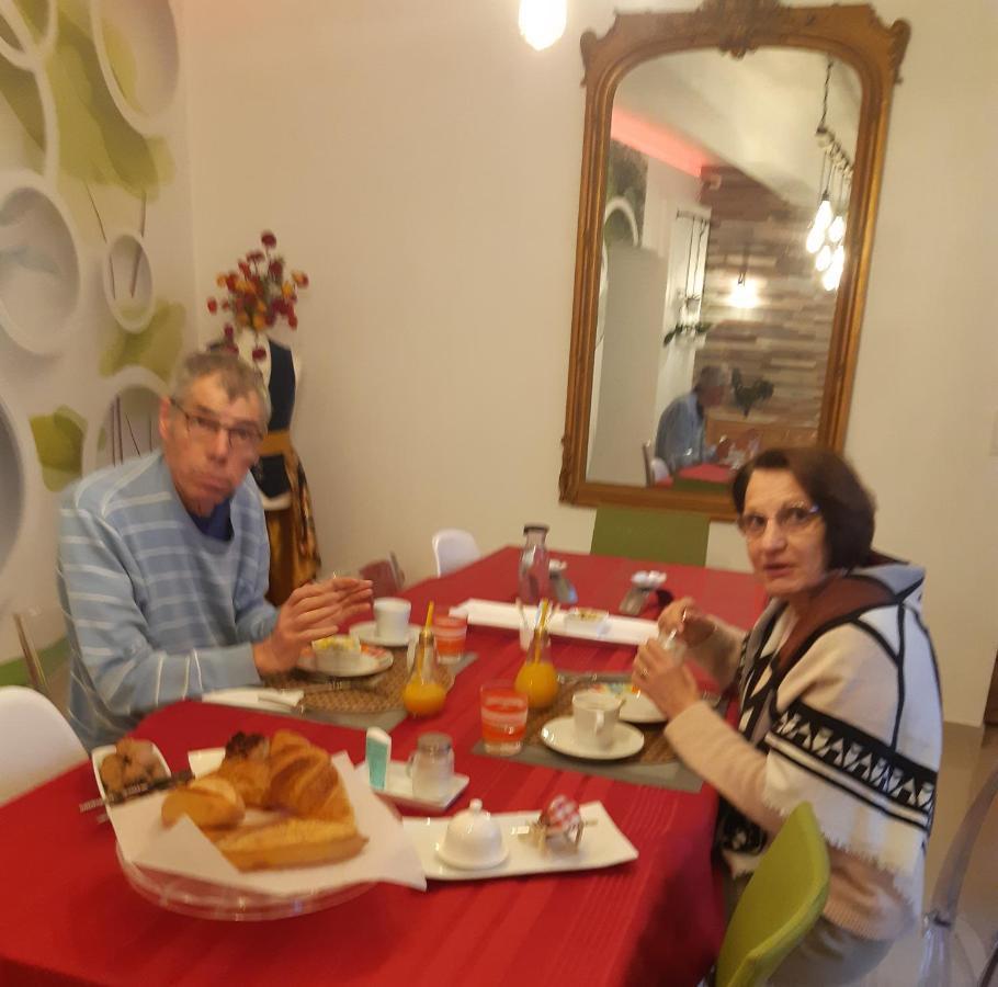Suite Privee Bed And Breakfast Nimes Bagian luar foto