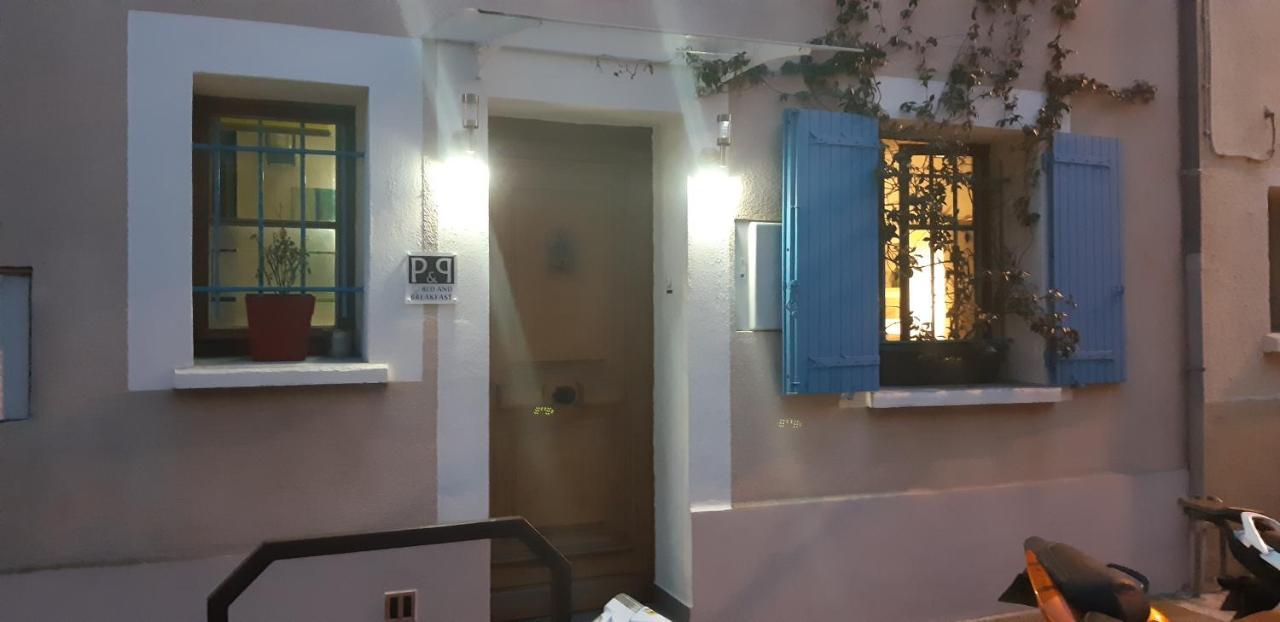 Suite Privee Bed And Breakfast Nimes Bagian luar foto
